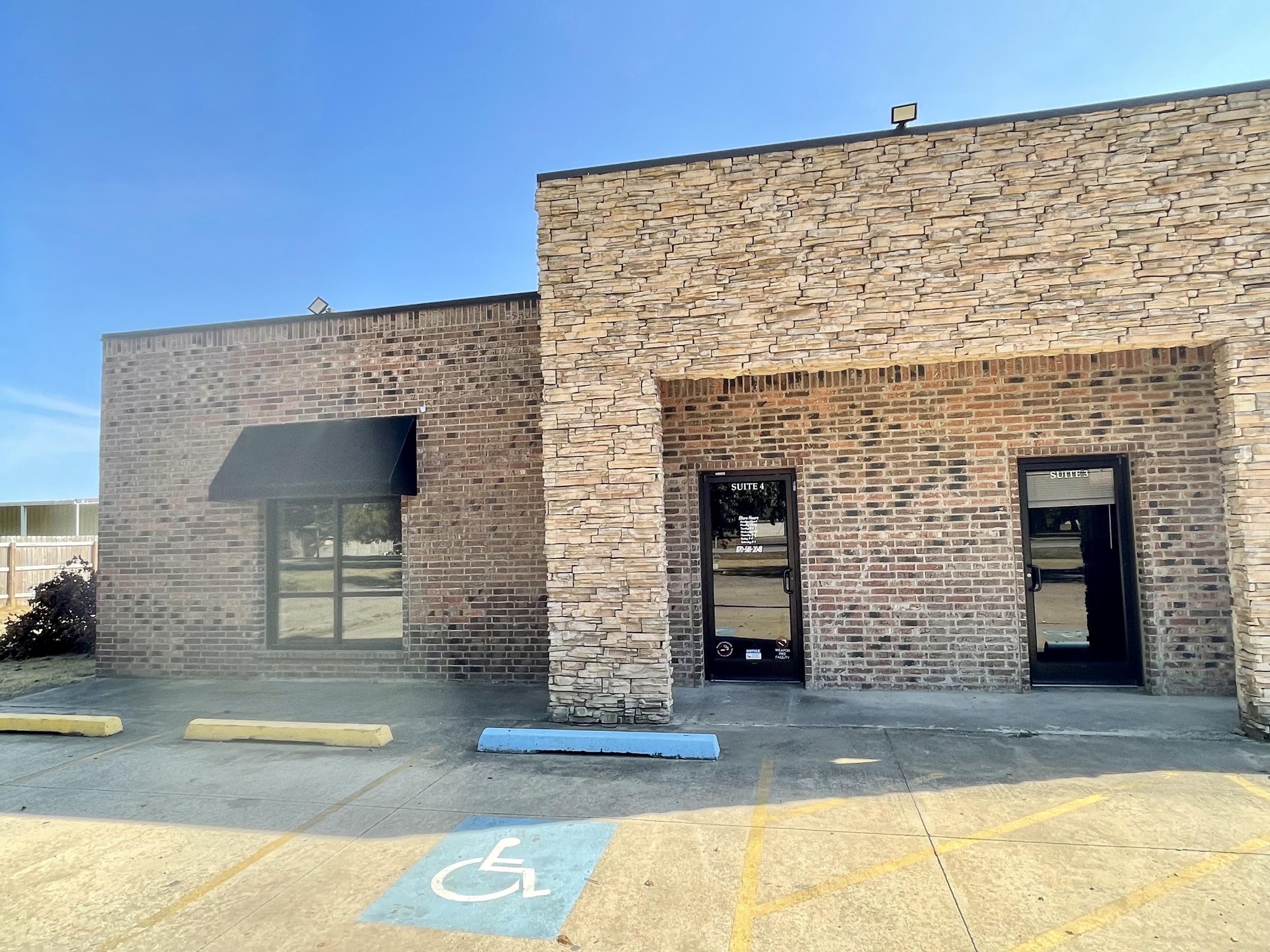 603 West Fleeman Street - 4